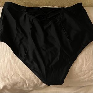 Torrid black crisscross swim bottoms size 00/M/10